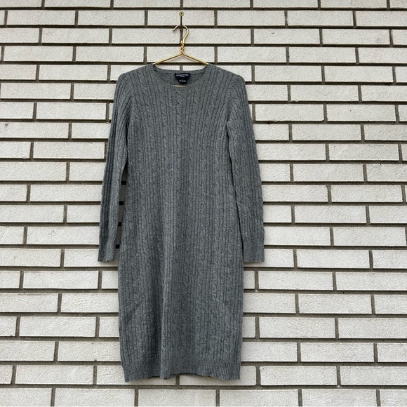Sutton Studio 100% Cashmere Gray Cable Knit Sweater Dress Fisherman Classic - Picture 2 of 8